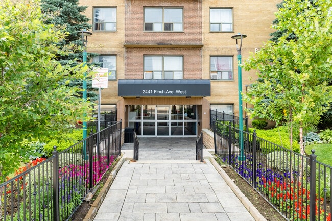 Benville Court Apartments