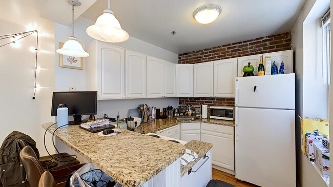 85 Prince St, Unit 12 in Boston, MA - Building Photo - Building Photo