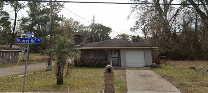2358 Fairchild St in Baton Rouge, LA - Building Photo
