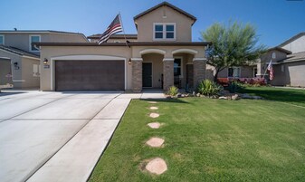 5829 Commonwealth Ave in Bakersfield, CA - Building Photo