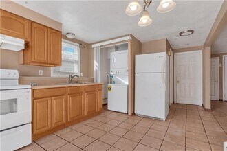 66 Silver Lake Ave in Providence, RI - Building Photo - Building Photo