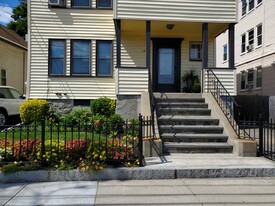 1495 River St, Unit 1 in Boston, MA - Building Photo