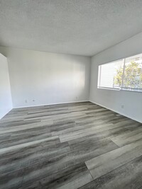 Nicole Apartments in Los Angeles, CA - Building Photo - Building Photo