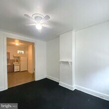 659 N 38th St in Philadelphia, PA - Building Photo - Building Photo