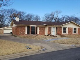 3575 Paramount St in Fort Worth, TX - Building Photo