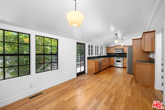 9014 Harratt St in West Hollywood, CA - Building Photo - Building Photo