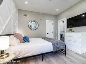 726 8th St, Unit 2 in Miami Beach, FL - Building Photo - Building Photo