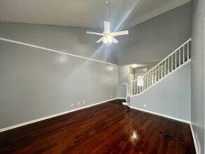 13260 W Heiden Cir in Lake Bluff, IL - Foto de edificio - Building Photo