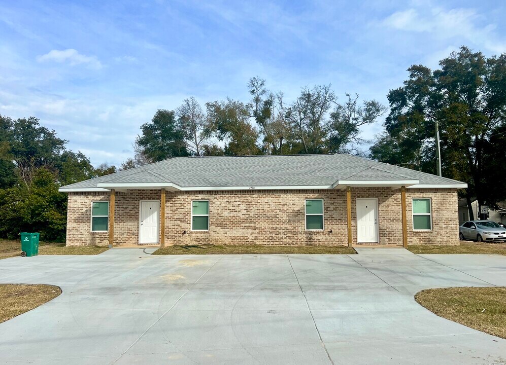 2730 Fernwood Rd in Biloxi, MS - Building Photo