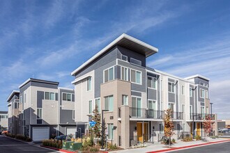 Strata99 Townhomes in Salt Lake City, UT - Building Photo - Building Photo