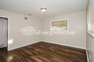 3325 Cedar Springs Dr in Memphis, TN - Building Photo - Building Photo