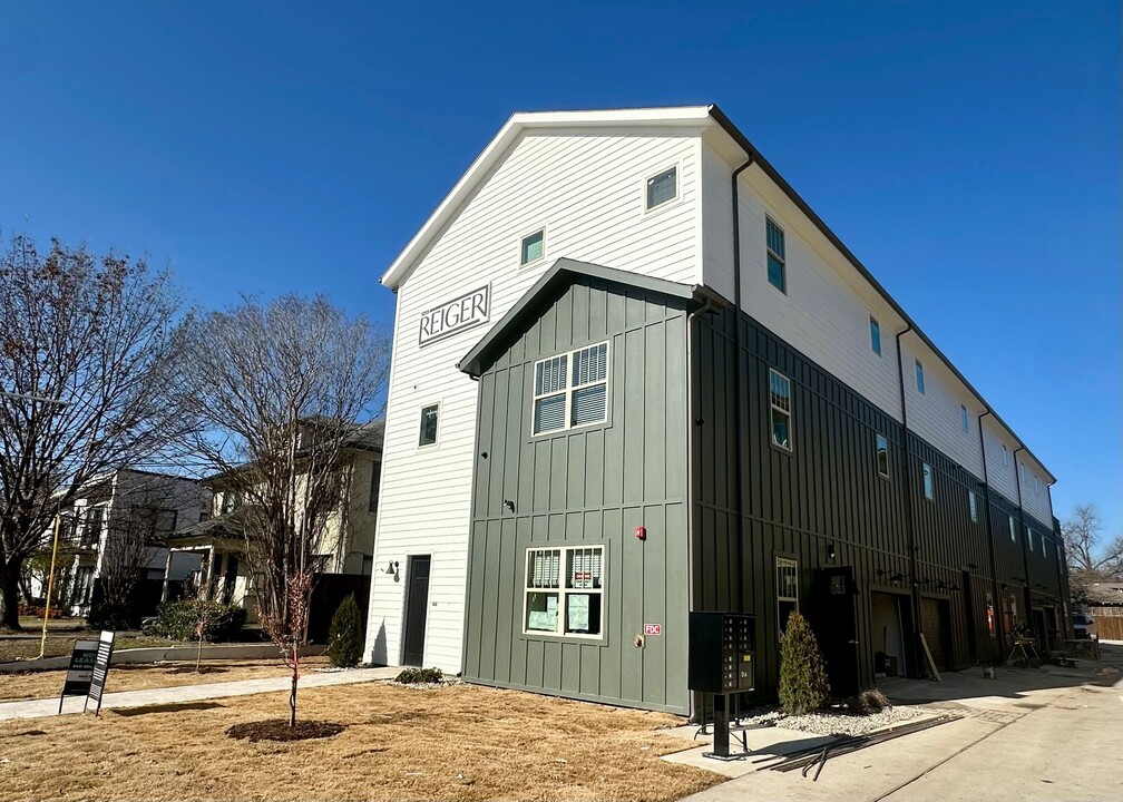 5313 Reiger Avenue Homes in Dallas, TX - Building Photo