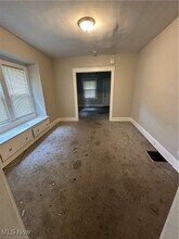 2099 W 81st St in Cleveland, OH - Building Photo - Building Photo