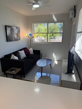 2513 Staples Ave, Unit B in Key West, FL - Building Photo - Building Photo