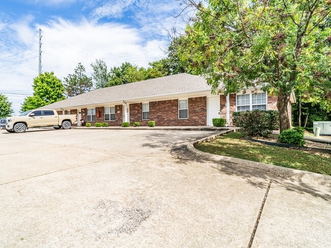 property at 1102 NW Lincoln Ct