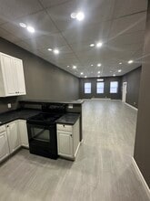 522 Central Ave, Unit 7 in Estherville, IA - Building Photo - Building Photo