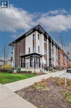 4 Lily Ln in Guelph, ON - Building Photo - Building Photo