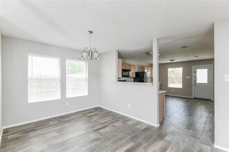 6051 Guilia Dr in Grand Prairie, TX - Building Photo - Building Photo