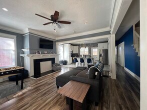 1212 Dorothy Pl in Memphis, TN - Foto de edificio - Building Photo