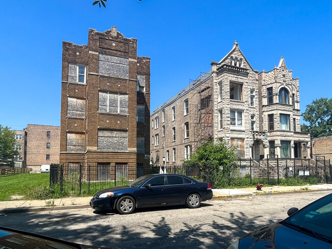 1130 S Richmond St in Chicago, IL - Building Photo - Building Photo