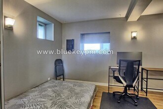 0225 S Hamilton St in Portland, OR - Building Photo - Building Photo