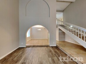 4633 W Bluefield Ave in Glendale, AZ - Foto de edificio - Building Photo