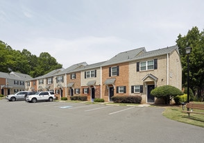 501 Towns in Durham, NC - Building Photo