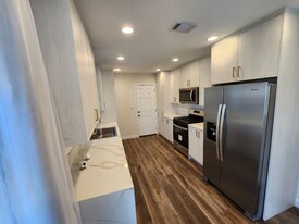 1364 Belle St, Unit 1 in San Bernardino, CA - Building Photo