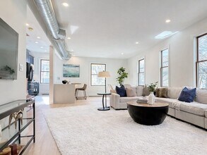 51 Market St in Cambridge, MA - Building Photo - Building Photo