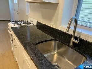 76 Grant St in Fairview, NJ - Building Photo - Building Photo