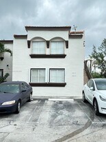 12533 NW 11th Way in Miami, FL - Building Photo