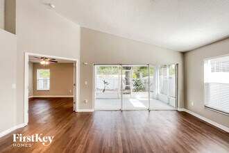 2162 Brandon Park Cir in Brandon, FL - Foto de edificio - Building Photo