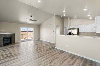 1422 Ruth Ave in North Liberty, IA - Building Photo - Building Photo