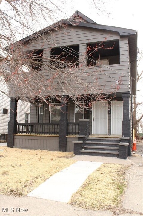 463 E 148th St in Cleveland, OH - Building Photo