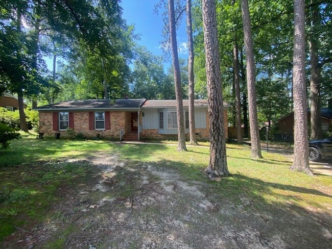 property at 3227 Cliffdale Rd