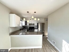 819 Carrington Ave in Capitol Heights, MD - Building Photo - Building Photo