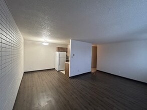 710 David St in Winnipeg, MB - Building Photo - Building Photo