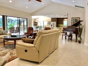 2662 NW 42nd St in Boca Raton, FL - Building Photo - Building Photo