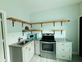 1036 Francis St in West Palm Beach, FL - Building Photo