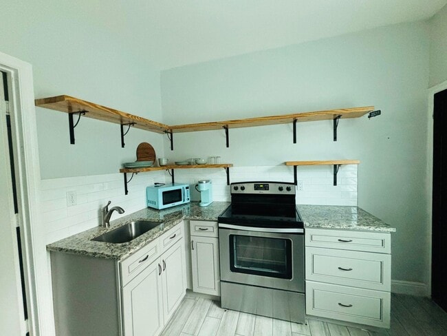 property at 1036 Francis St