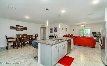 183 Copenhaver Ave NE in Palm Bay, FL - Building Photo - Building Photo