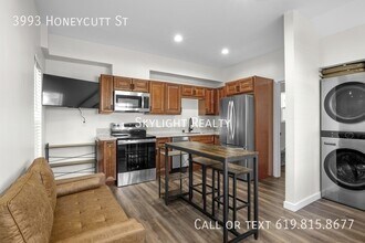 3993 Honeycutt St in San Diego, CA - Building Photo - Building Photo