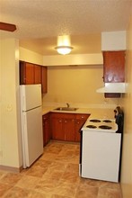 Autumn Oaks Apartments in Gladstone, OR - Building Photo - Interior Photo