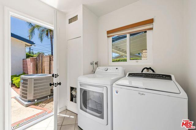 4509 Canoga Dr in Los Angeles, CA - Building Photo - Building Photo