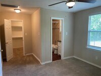 8209 Parnell St photo'