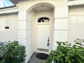 702 Via Toscana in Wellington, FL - Building Photo - Building Photo