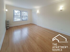 4506 N Ashland Ave, Unit 1N in Chicago, IL - Foto de edificio - Building Photo