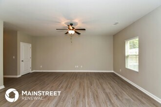 7376 St Peter Way in Fairburn, GA - Foto de edificio - Building Photo