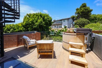 2518 Via Pisa in Del Mar, CA - Building Photo - Building Photo