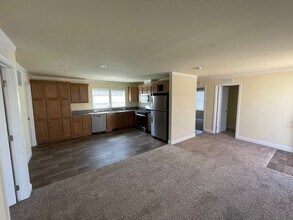 4200 Maslona Dr in Winnemucca, NV - Building Photo - Building Photo